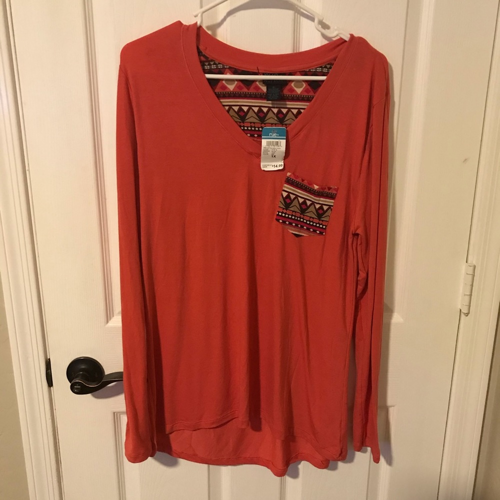 NWT-Woman’s L/S Tee